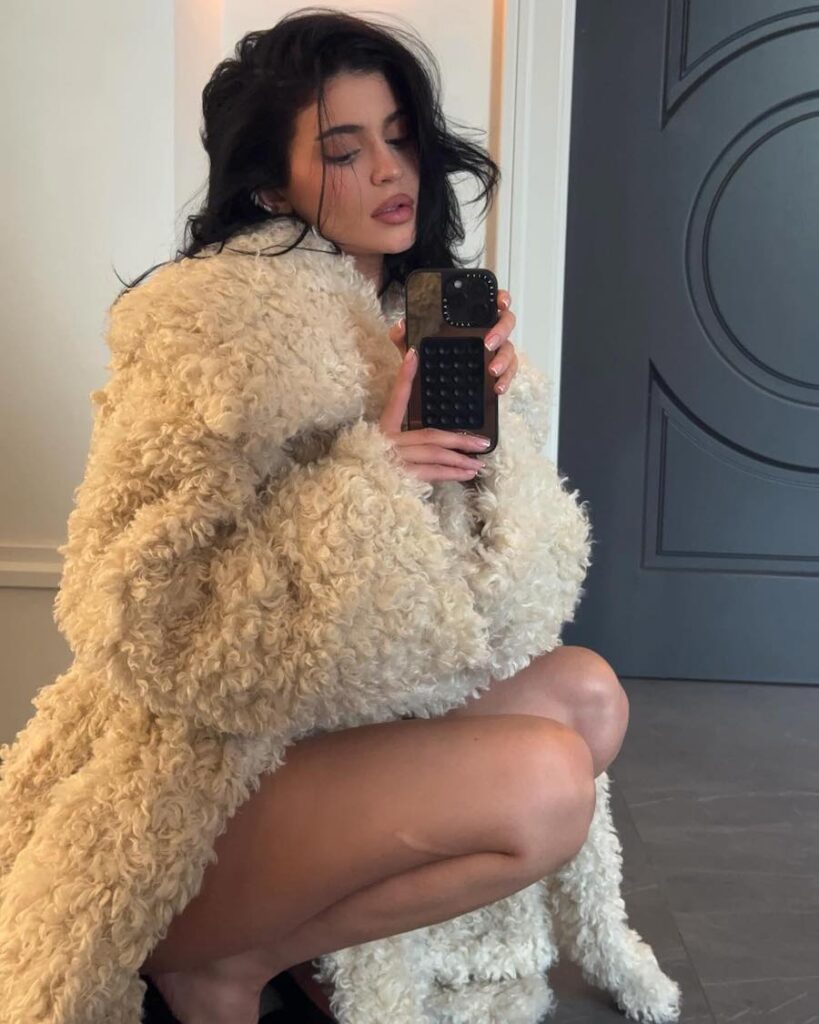 Kylie Jenner Heats Up Instagram in Nothing but a Fuzzy Coat and Heels!